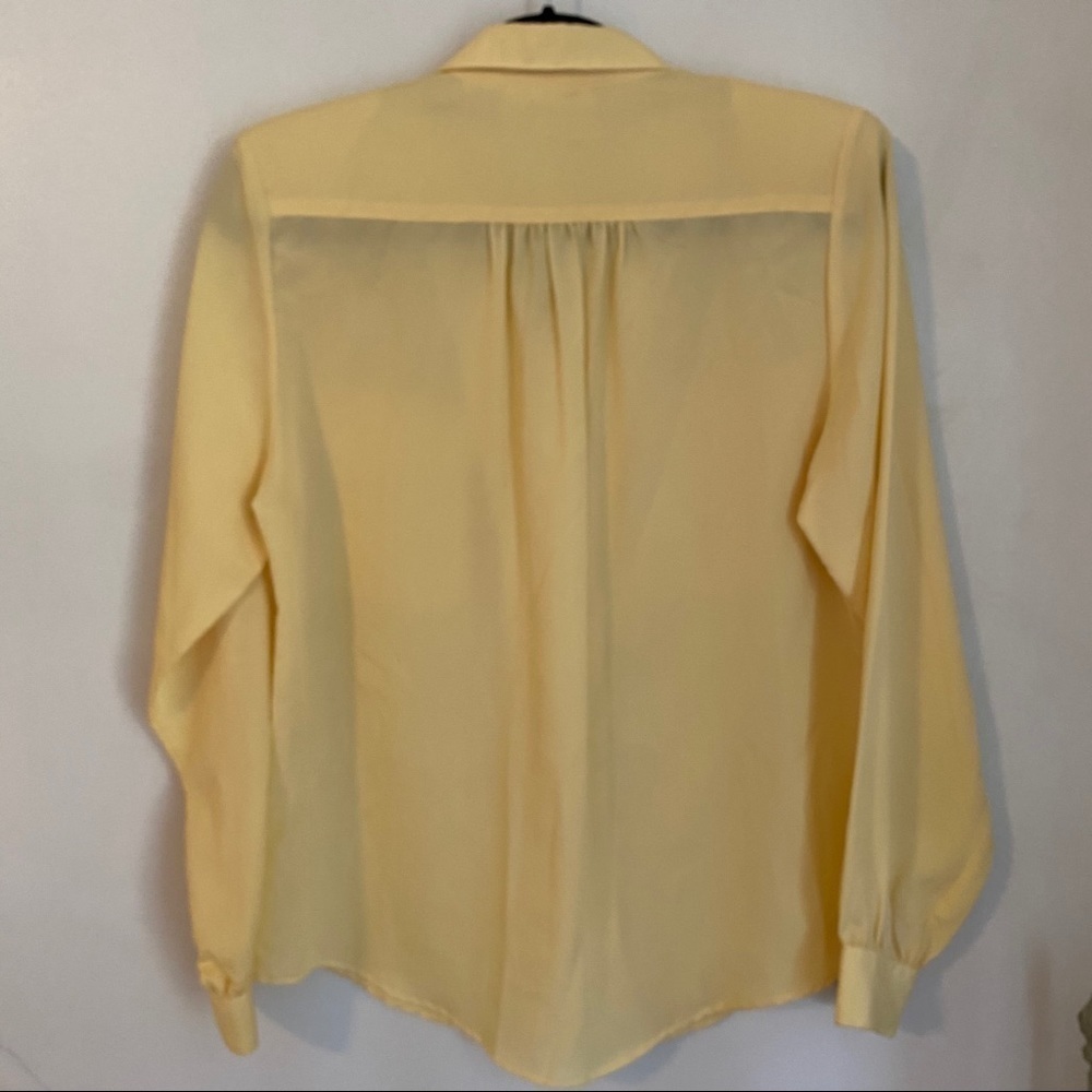 Vintage Soft butter Yellow Full Sleeves Blouse Collared - Picture 8 of 15